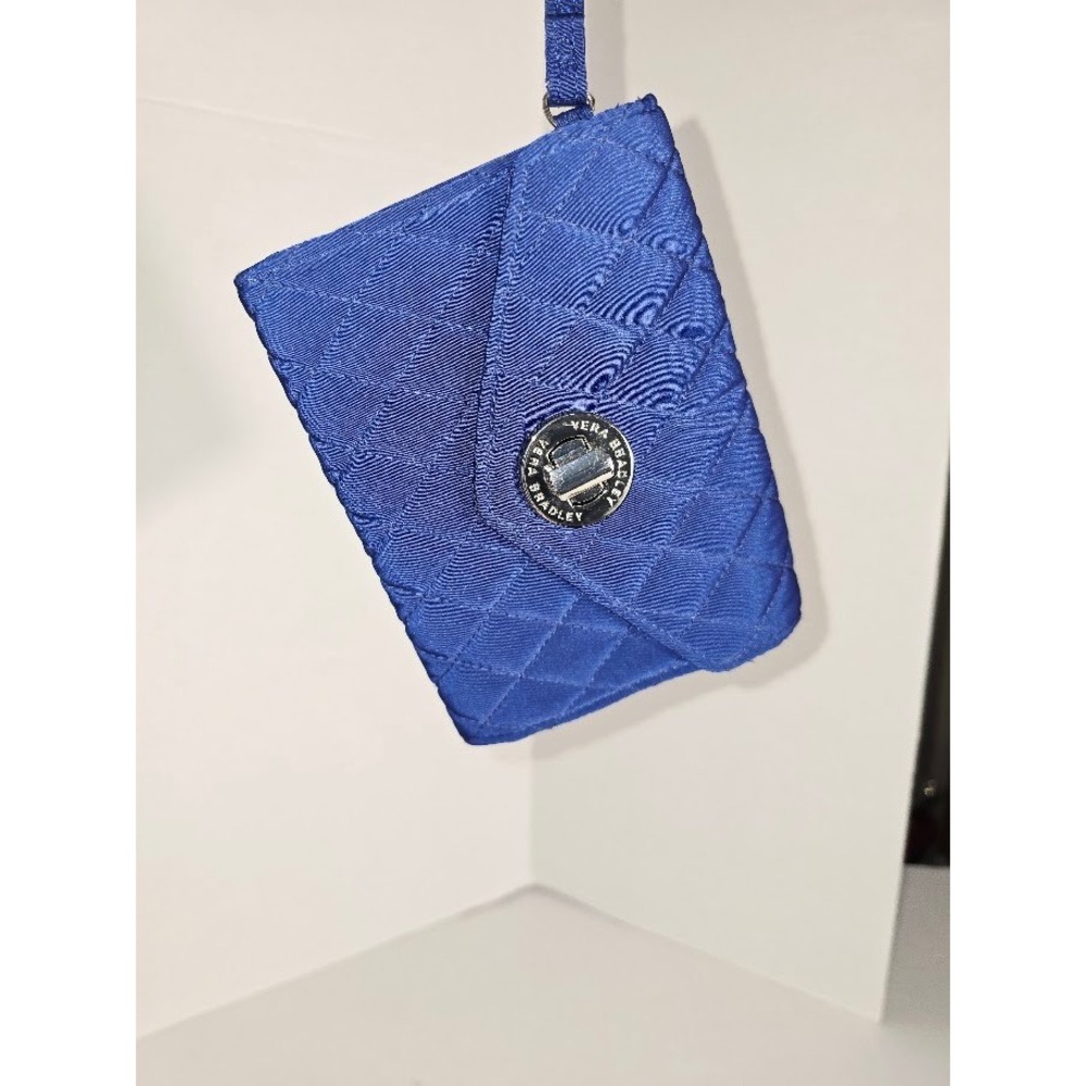 Vera Bradley Quilted Blue Wristlet Clutch Purse Snap Closure Interior Zip Pocket